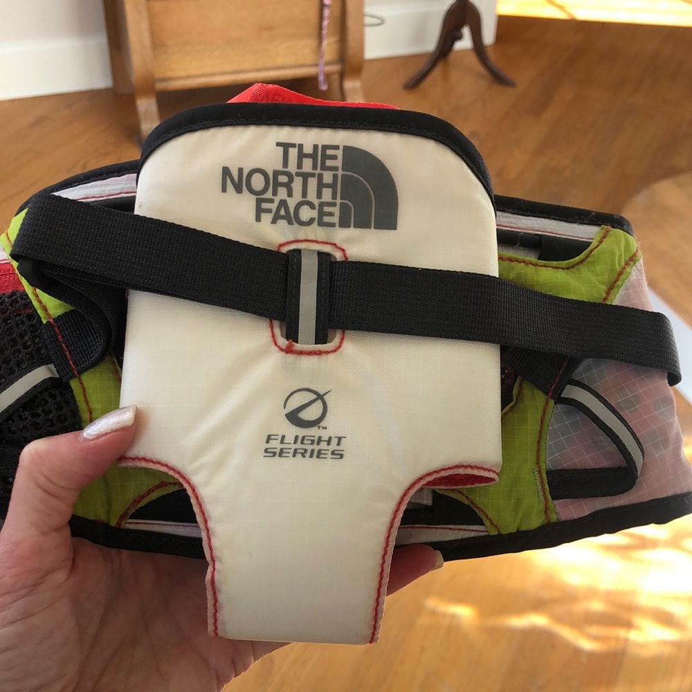 The‎ North Face Flight Series Hiking Outdoor Fanny Pack Water Holder